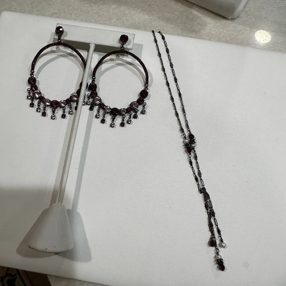 Art deco earrings and necklaces set